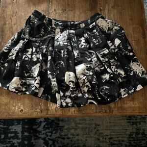 Disney Halloween Nightmare before Christmas Black and white mini skirt